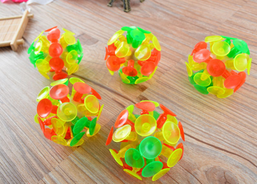 Word stress – footballs and sticky&nbsp;balls